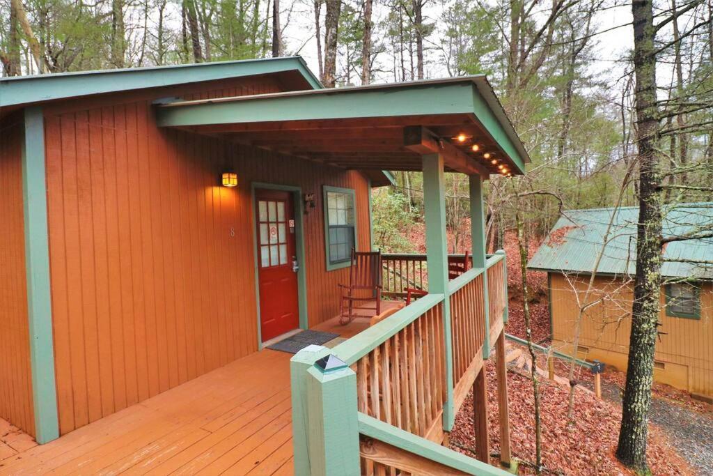 Alpine Mountain Sweetheart Cabin Jacuzzi #8 Helen Bagian luar foto
